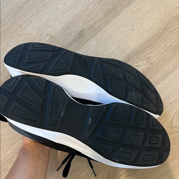 Nike Wear All Day Shoes Mens Size 12 - Picture 5 of 5